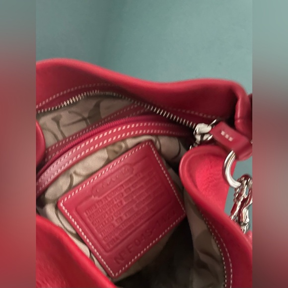 Coach Cherry Red Leather Shoulder Bag - Picture 6 of 7
